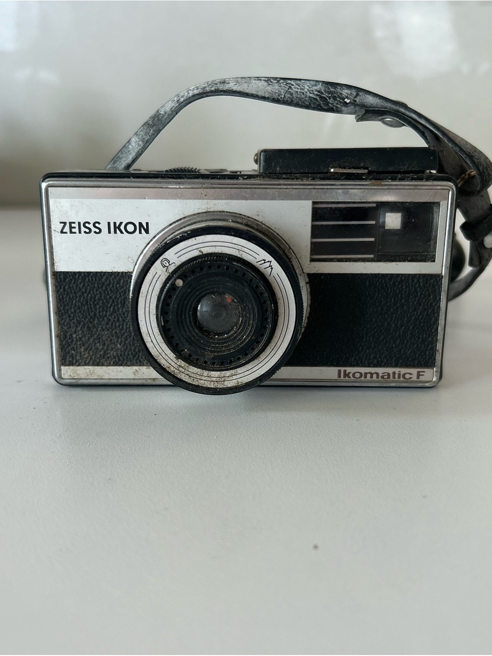 Zeiss Ikon Ikomatic F vintage camera.